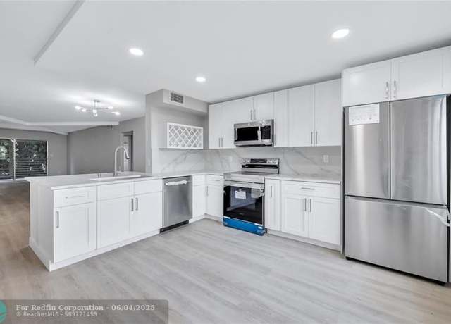 Property at 2002 Granada Dr Unit M3, Coconut Creek, FL 33066, 2 beds, 2 baths