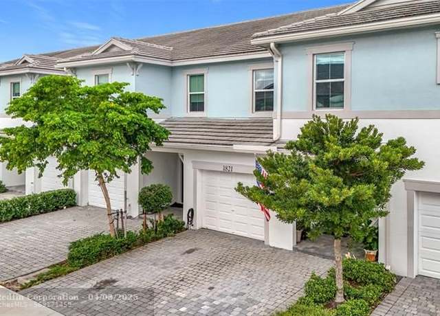 Property at 1821 Sandpiper Pointe Pl #1821, Deerfield Beach, FL 33442, 3 beds, 2.5 baths
