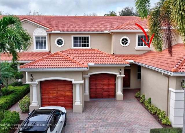 Property at 16075 Sims Rd #104, Delray Beach, FL 33484, 3 beds, 2 baths