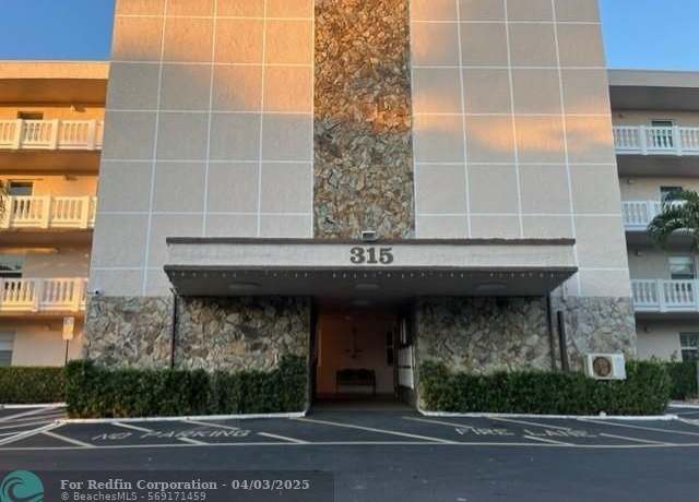 Property at 315 SE 11th Ter #203, Dania, FL 33004, 2 beds, 2 baths