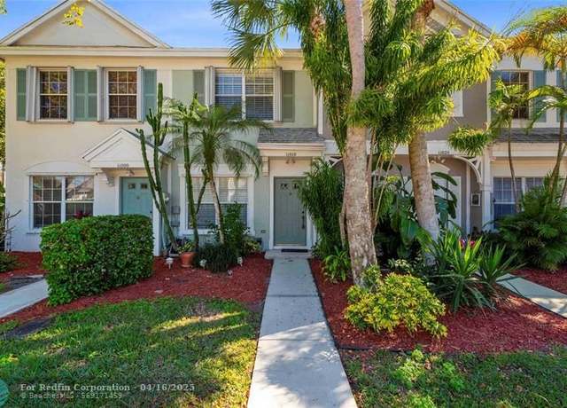 Property at 11010 Light House Ct #11010, Tamarac, FL 33321, 2 beds, 2.5 baths