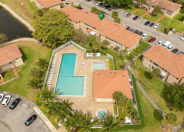 Property at 10070 Twin Lakes Dr #10070, Coral Springs, FL 33071, 2 beds, 2 baths