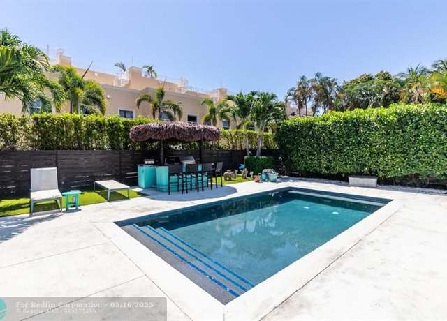 Property at 912 NE 17th Ter, Fort Lauderdale, FL 33304, 3 beds, 3 baths