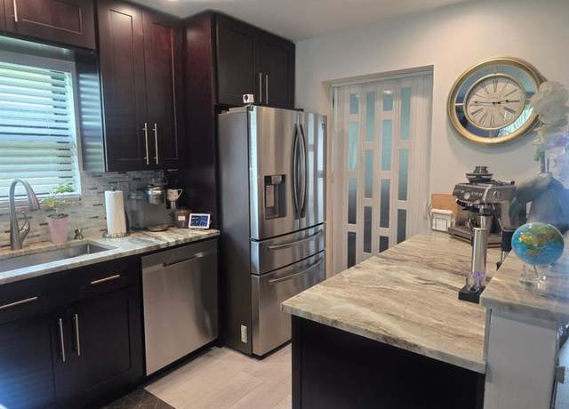 Property at 2098 SW 17th Dr, Deerfield Beach, FL 33442, 2 beds, 2 baths