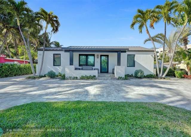 Property at 1941 NE 1st St, Deerfield Beach, FL 33441, 6 beds, 4 baths