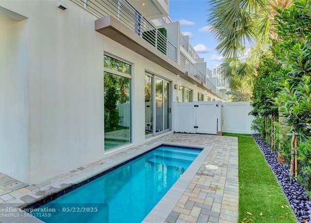 Property at 5 SE 11th Ave #5, Fort Lauderdale, FL 33301, 3 beds, 3.5 baths