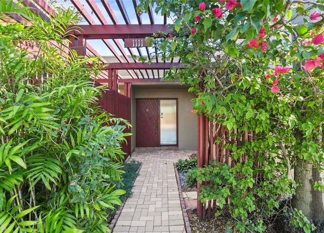 Property at 1111 Windward Dr, Pembroke Pines, FL 33026, 3 beds, 3 baths