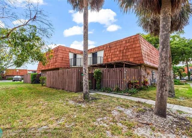Property at 1611 S Coral Ter, North Lauderdale, FL 33068, 3 beds, 2.5 baths