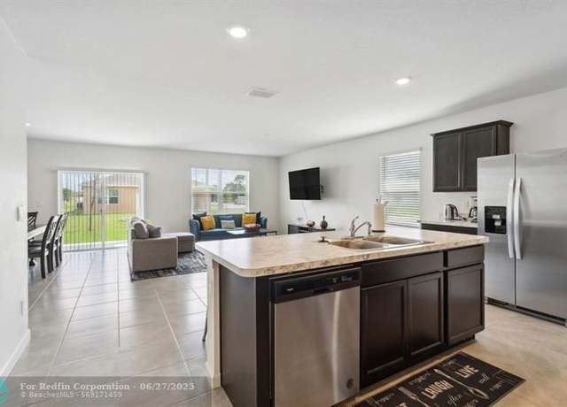 Property at 4091 SW Port St Lucie Blvd, Port St. Lucie, FL 34953, 4 beds, 2 baths
