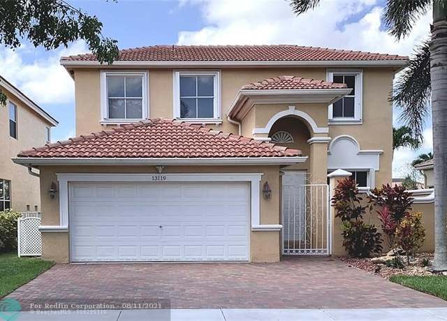 homes for rent in monarch lakes miramar fl