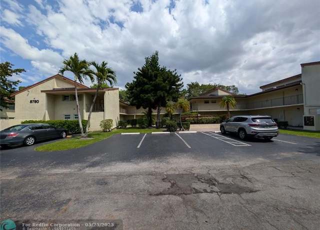 Property at 8780 Holly Ct #104, Tamarac, FL 33321, 3 beds, 2 baths