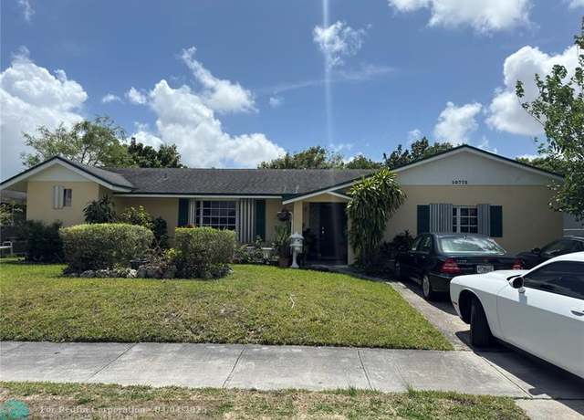 Property at 10772 SW 165th Ter, Miami, FL 33157, 4 beds, 4 baths