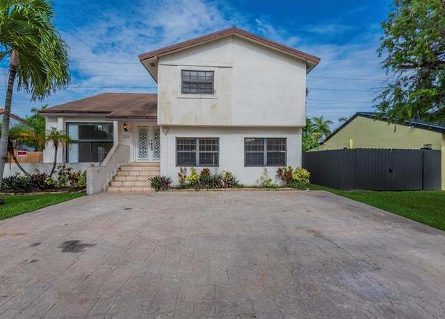Property at 3416 SW 116th Pl, Miami, FL 33165, 4 beds, 3 baths