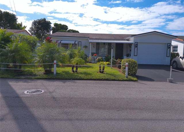 Property at 4600 NW 43rd St, Lauderdale Lakes, FL 33319, 2 beds, 2 baths