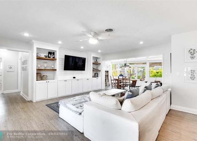 Property at 1540 NE 47th St, Oakland Park, FL 33334, 3 beds, 2 baths