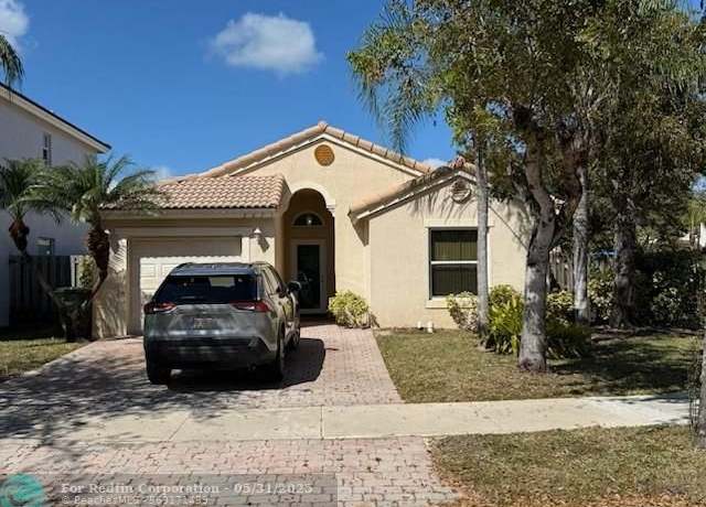 Property at 2075 SE 15 St, Homestead, FL 33035, 3 beds, 2 baths