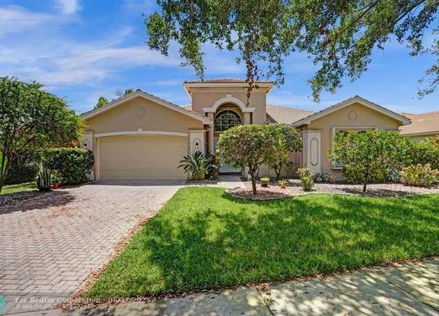 Property at 11319 Kona Ct, Boynton Beach, FL 33437, 4 beds, 2.5 baths