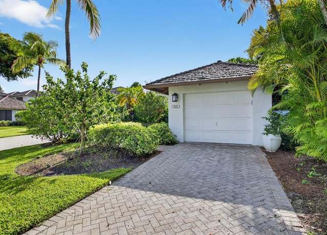 Property at 19452 Waters Reach Lane 305 Ln #305, Boca Raton, FL 33434, 2 beds, 2 baths