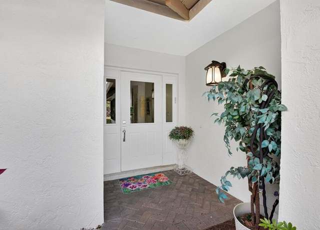 Property at 19452 Waters Reach Lane 305 Ln #305, Boca Raton, FL 33434, 2 beds, 2 baths