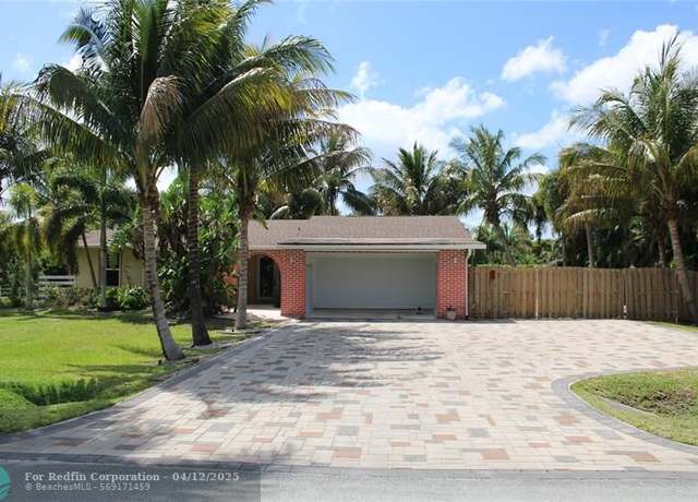 Property at 861 NW 116th Ave, Plantation, FL 33325, 3 beds, 3 baths