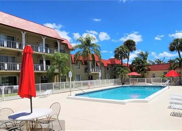 Property at 475 SE 8th St #216, Deerfield Beach, FL 33441, 2 beds, 2 baths