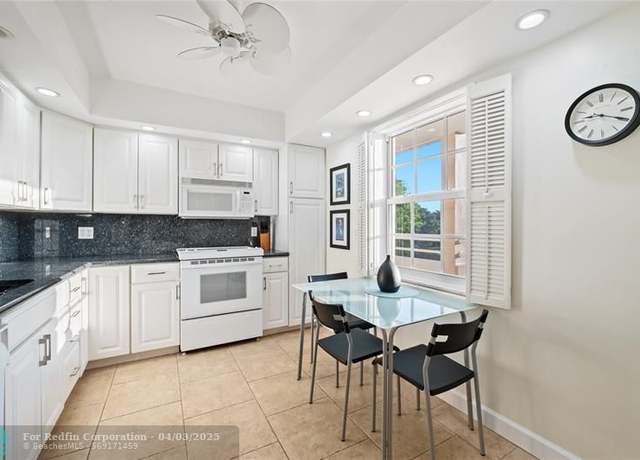 Property at 3900 Oaks Clubhouse Dr #310, Pompano Beach, FL 33069, 3 beds, 2 baths