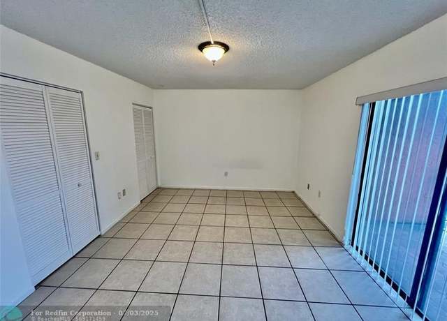 Property at 13500 NE 3rd Ct #412, North Miami, FL 33161, 1 bed, 1.5 baths