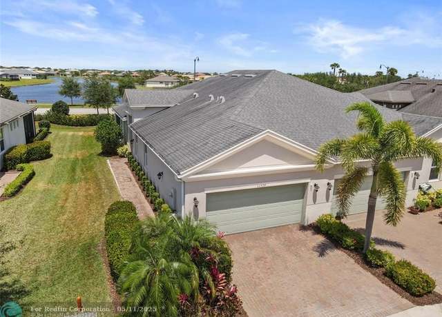 Property at 11579 SW Lake Park Dr, Port St. Lucie, FL 34987, 3 beds, 2 baths