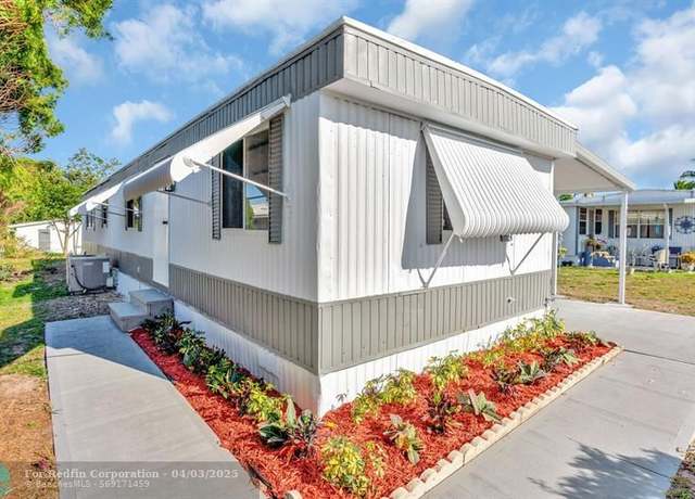 Property at 7899 SE Eagle Ave, Hobe Sound, FL 33455, 2 beds, 2 baths