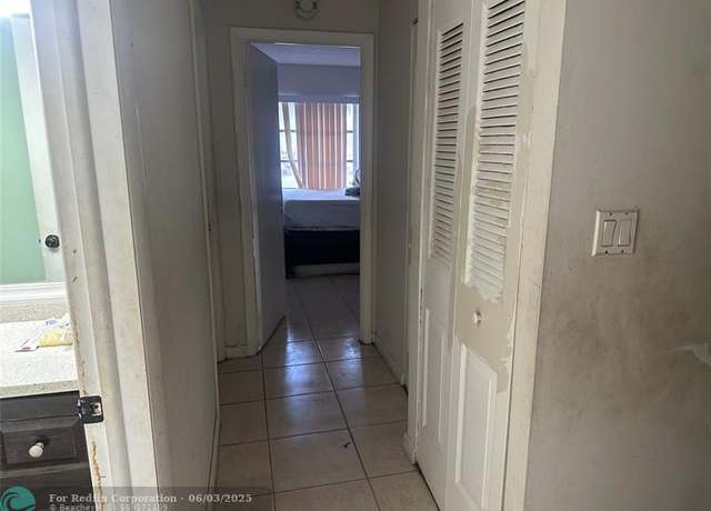 Property at 6542 Racquet Club Dr #68, Lauderhill, FL 33319, 3 beds, 2.5 baths