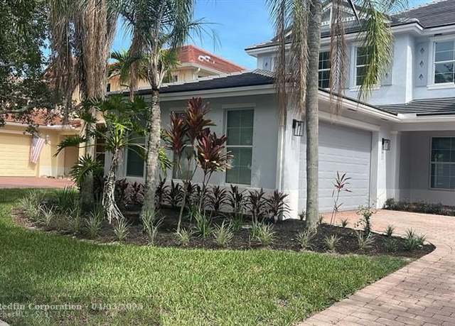 Property at 9334 Madewood Ct, Royal Palm Beach, FL 33411, 5 beds, 4 baths