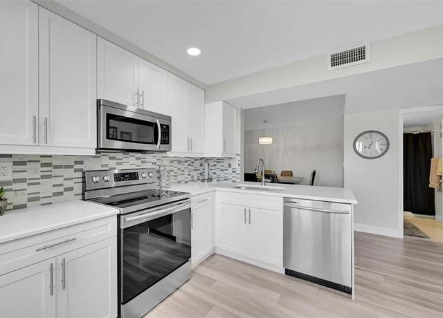 Property at 15450 Pembridge Ave #178, Delray Beach, FL 33484, 2 beds, 2 baths