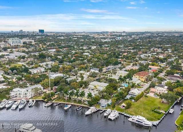 Property at 519 SW 7th Ave #8, Fort Lauderdale, FL 33315, 3 beds, 2.5 baths