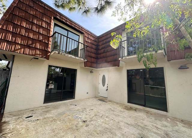 Property at 2095 White Pine Cir Unit A, Green Acres, FL 33415, 2 beds, 2.5 baths