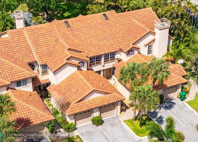 Property at 10821 Cypress Glen Dr #10821, Coral Springs, FL 33071, 2 beds, 2.5 baths