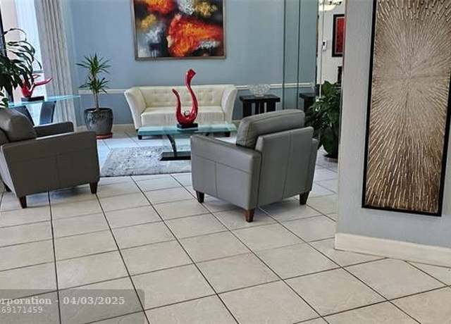 Property at 1000 Saint Charles Pl #220, Pembroke Pines, FL 33026, 1 bed, 1.5 baths