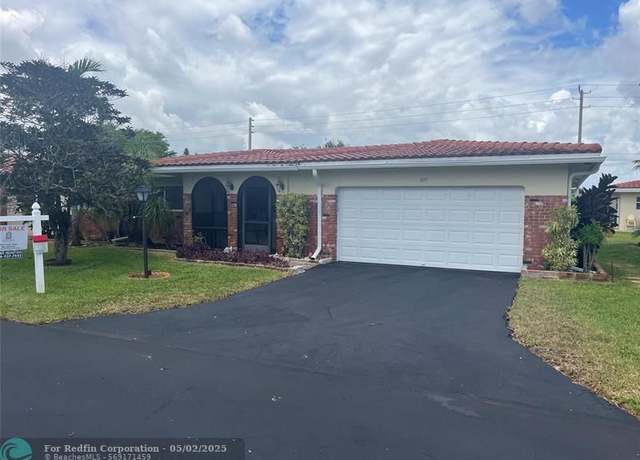Property at 1271 NW 44th St, Deerfield Beach, FL 33064, 2 beds, 2 baths