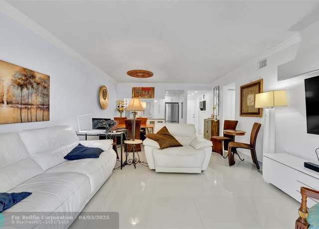 Property at 17090 NE 14th Ave #103, North Miami Beach, FL 33162, 2 beds, 2 baths
