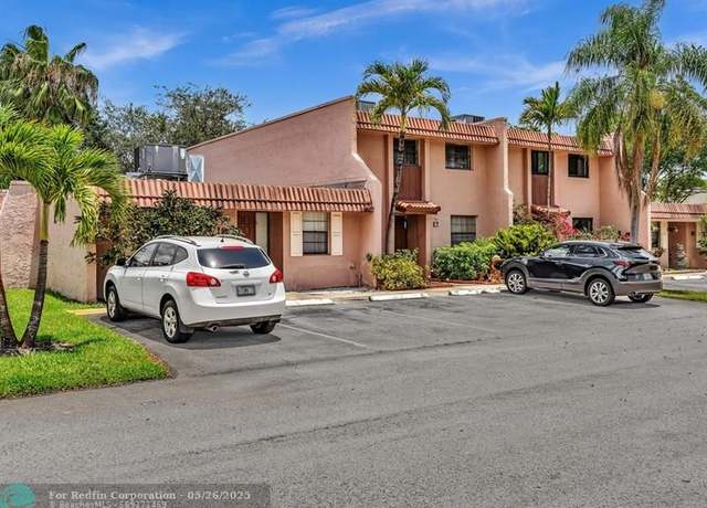 Property at 12 Toledo Ct #12, Fort Lauderdale, FL 33324, 2 beds, 1.5 baths