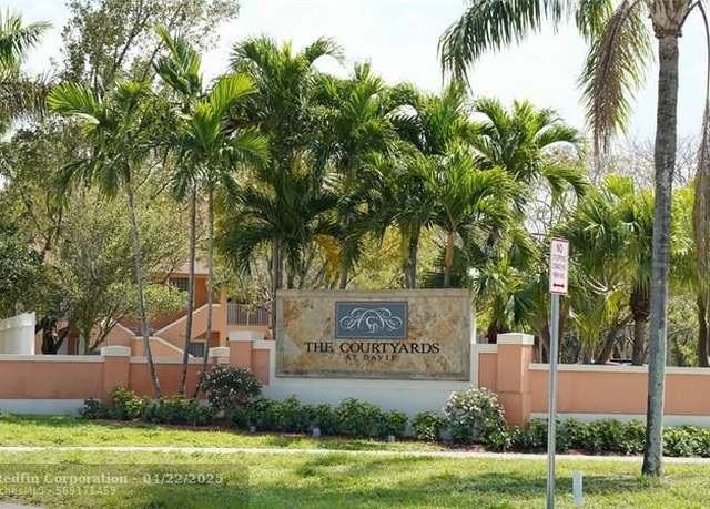 Property at 6968 SW 39th St Unit 204F, Fort Lauderdale, FL 33314, 2 beds, 2 baths