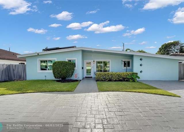 Property at 17 SE 9th Ave, Deerfield Beach, FL 33441, 3 beds, 3 baths