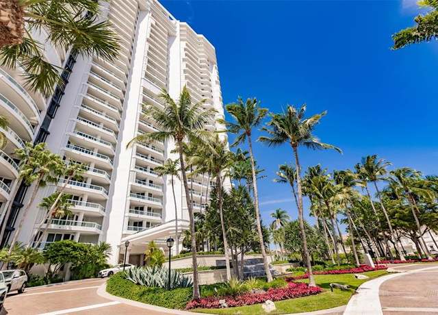 Property at 21050 Point Pl #2202, Aventura, FL 33180, 3 beds, 2.5 baths