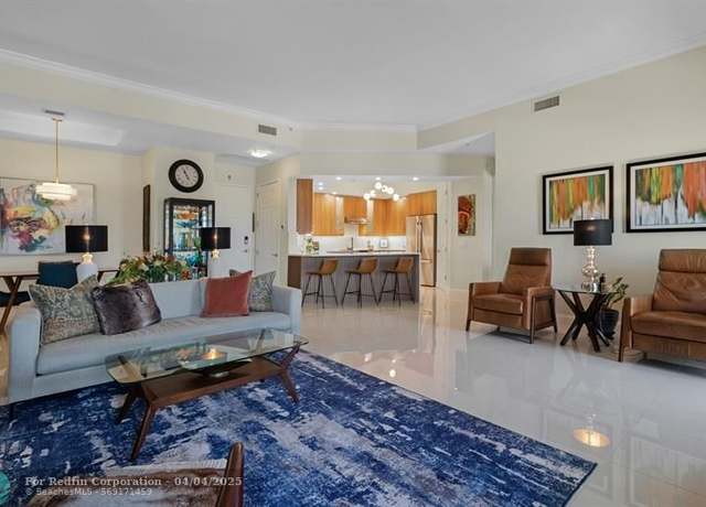 Property at 2617 NE 14th Ave #507, Wilton Manors, FL 33334, 3 beds, 3 baths