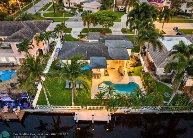 Property at 331 SE 12th St, Pompano Beach, FL 33060, 3 beds, 3 baths