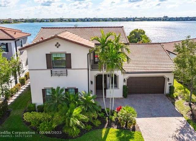 Property at 8720 Watercrest Cir W, Parkland, FL 33076, 5 beds, 3 baths