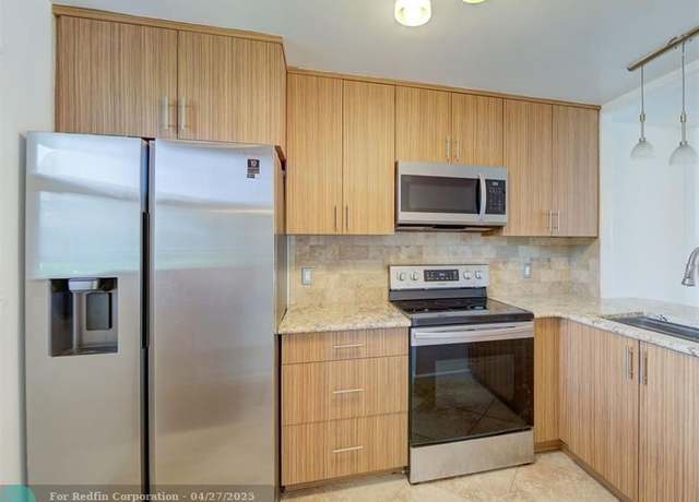 Property at 113 Royal Park Unit 1H, Oakland Park, FL 33309, 2 beds, 2 baths