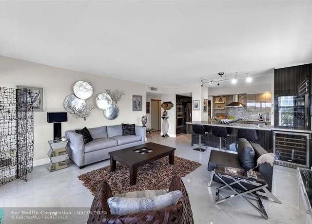 Property at 3200 NE 36th St #516, Fort Lauderdale, FL 33308, 2 beds, 2 baths