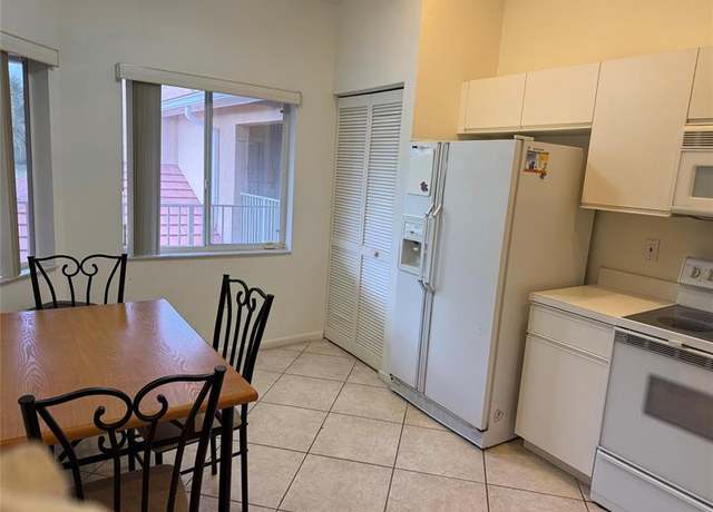 Property at 5914 Regal Glen Dr #205, Boynton Beach, FL 33437, 3 beds, 2 baths