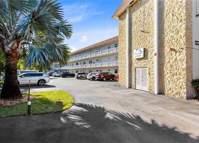 Property at 4705 NW 35th St #609, Lauderdale Lakes, FL 33319, 1 bed, 1 bath