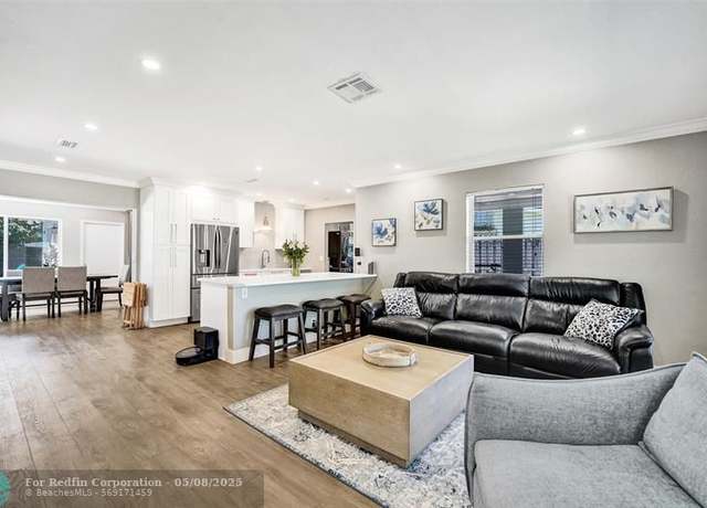 Property at 2050 NE 53rd St, Fort Lauderdale, FL 33308, 4 beds, 3 baths